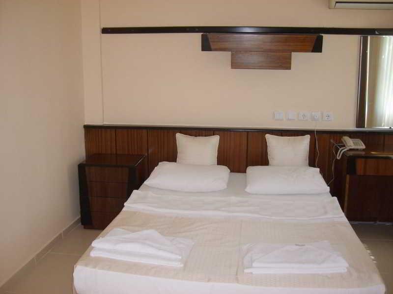 Tuemay Hotel Bitez Esterno foto